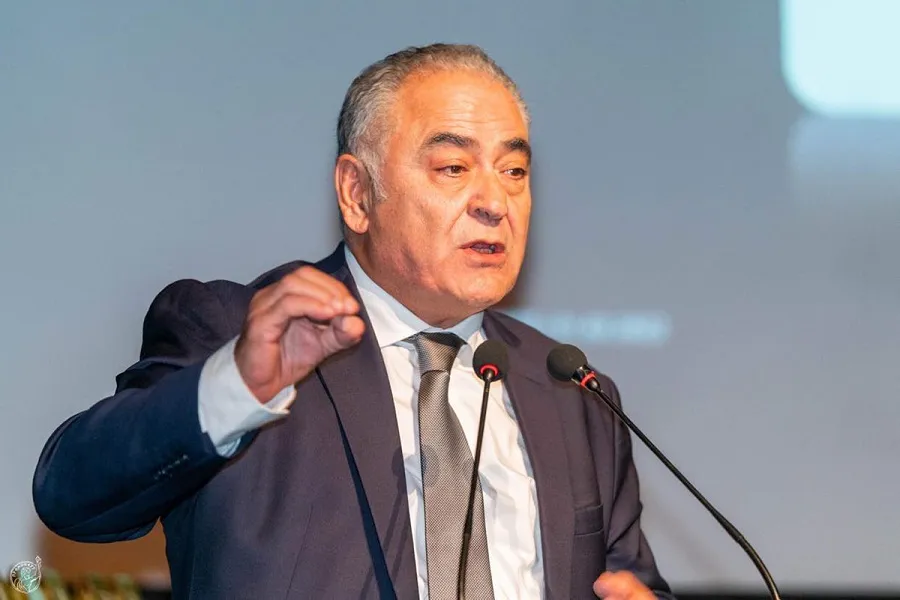 "Να σταματήσει εδώ και τώρα ο κατήφορος"