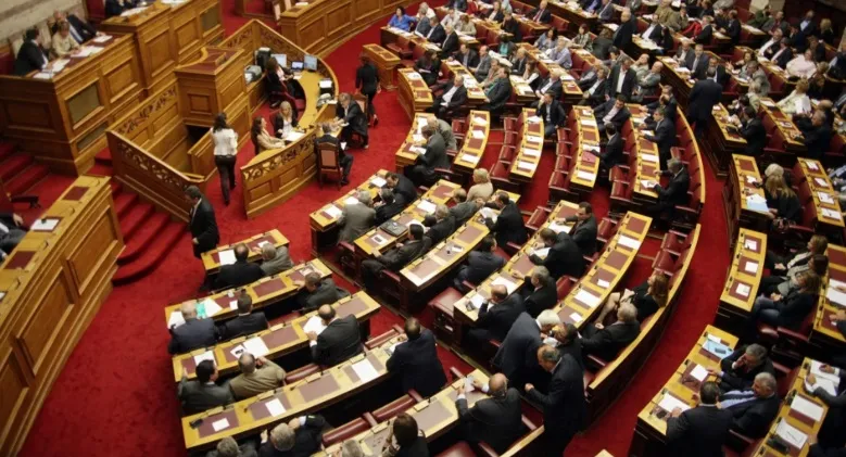 ΤΕΑ: Ν/σ προβλέπει ελεύθερη επιλογή ασφαλιστικού φορέα