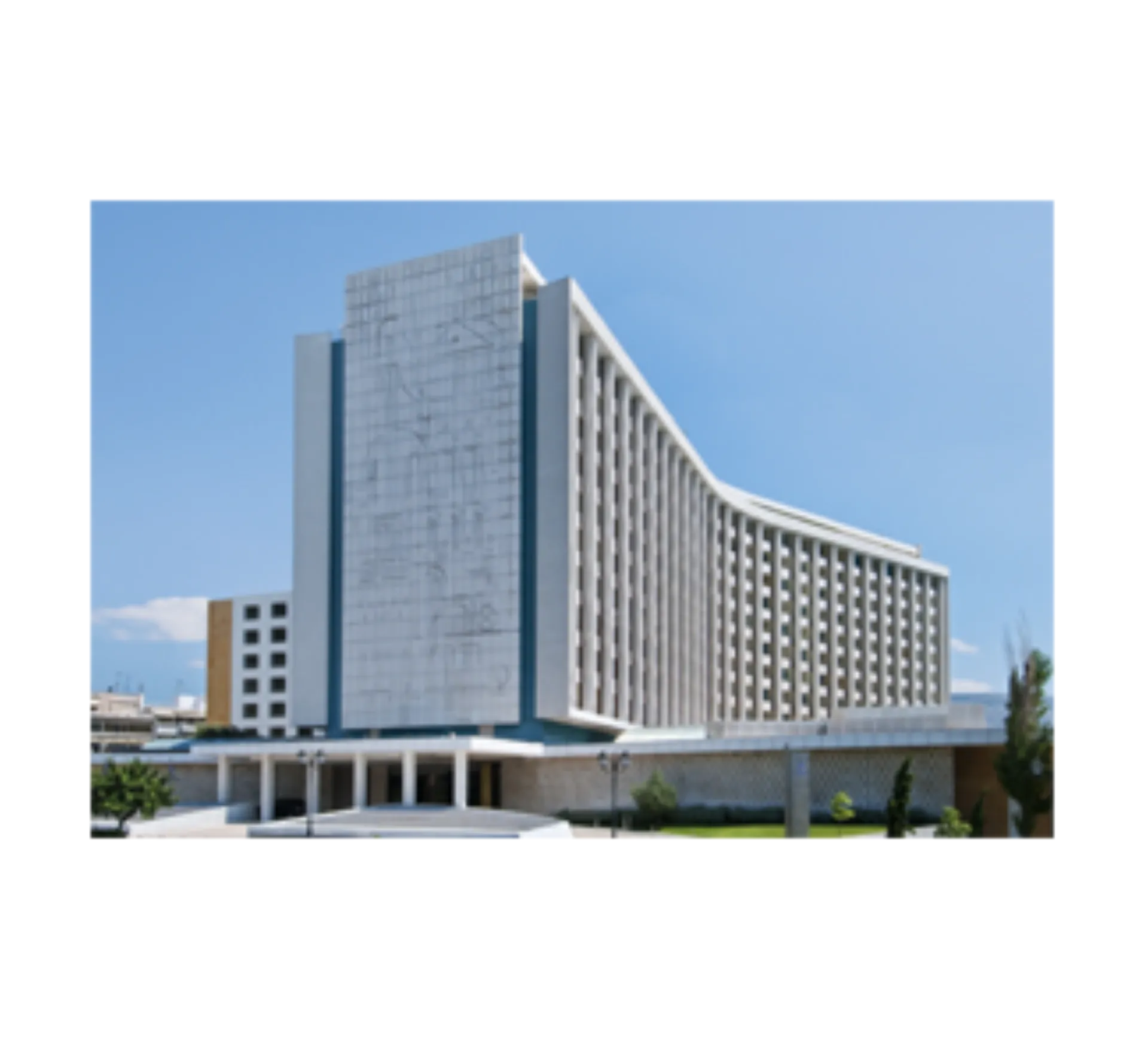 Ρομαντικό δείπνο, δωμάτιο με θέα και πάρτι μέχρι πρωίας!