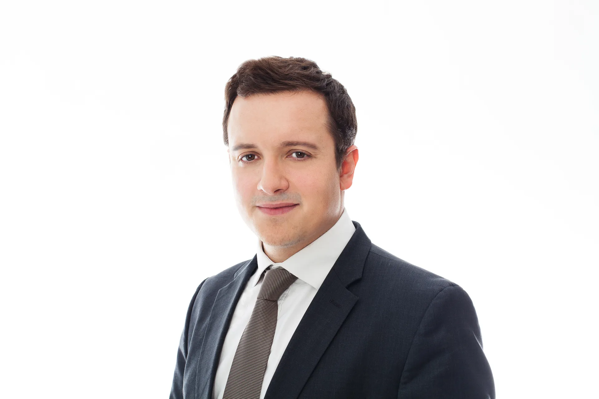 Για την Ανάκαμψη της Ελληνικής Οικονομίας, η Καλύτερη Άμυνα είναι η Επίθεση