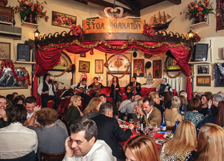 Kαλό φαγητό κρασάκι & ορχήστρα στην εκδήλωση της ΕΕΑΕ