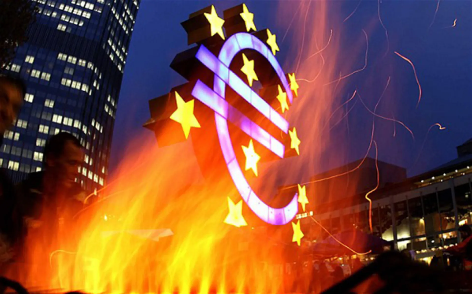 FT: Ο ασφαλιστικός κλάδος της Γερμανίας “απειλεί” την Ευρώπη