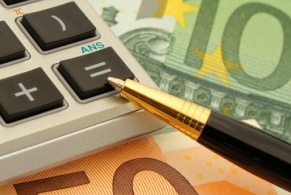 Στα 43,7 εκατ. ευρώ μειώθηκαν οι αποζημιώσεις του Επικουρικού