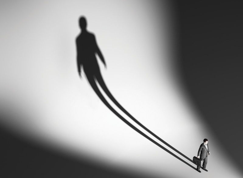 Ξέφυγε από τη σκιά του αφεντικού σου