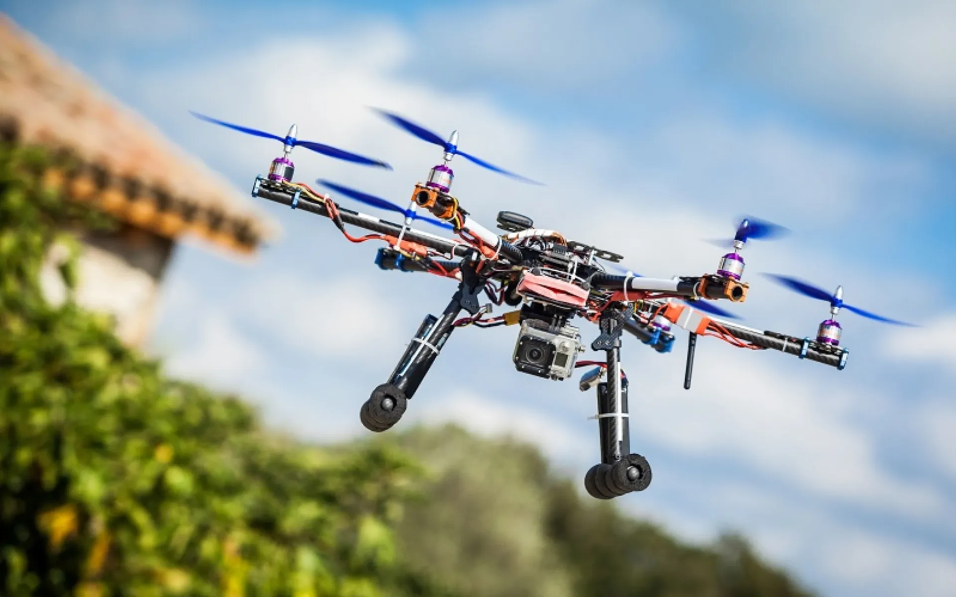 Drones: Επιτέλους έρχεται η υποχρεωτική ασφάλισή τους!