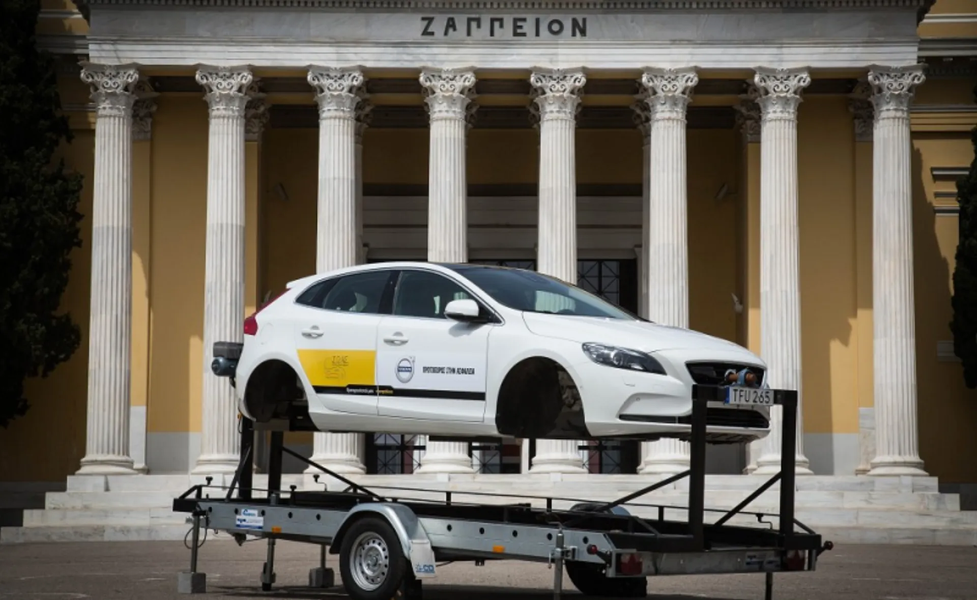 Volvo και Ι.Ο.ΑΣ. «συνοδηγοί» για μεγαλύτερη οδική ασφάλεια