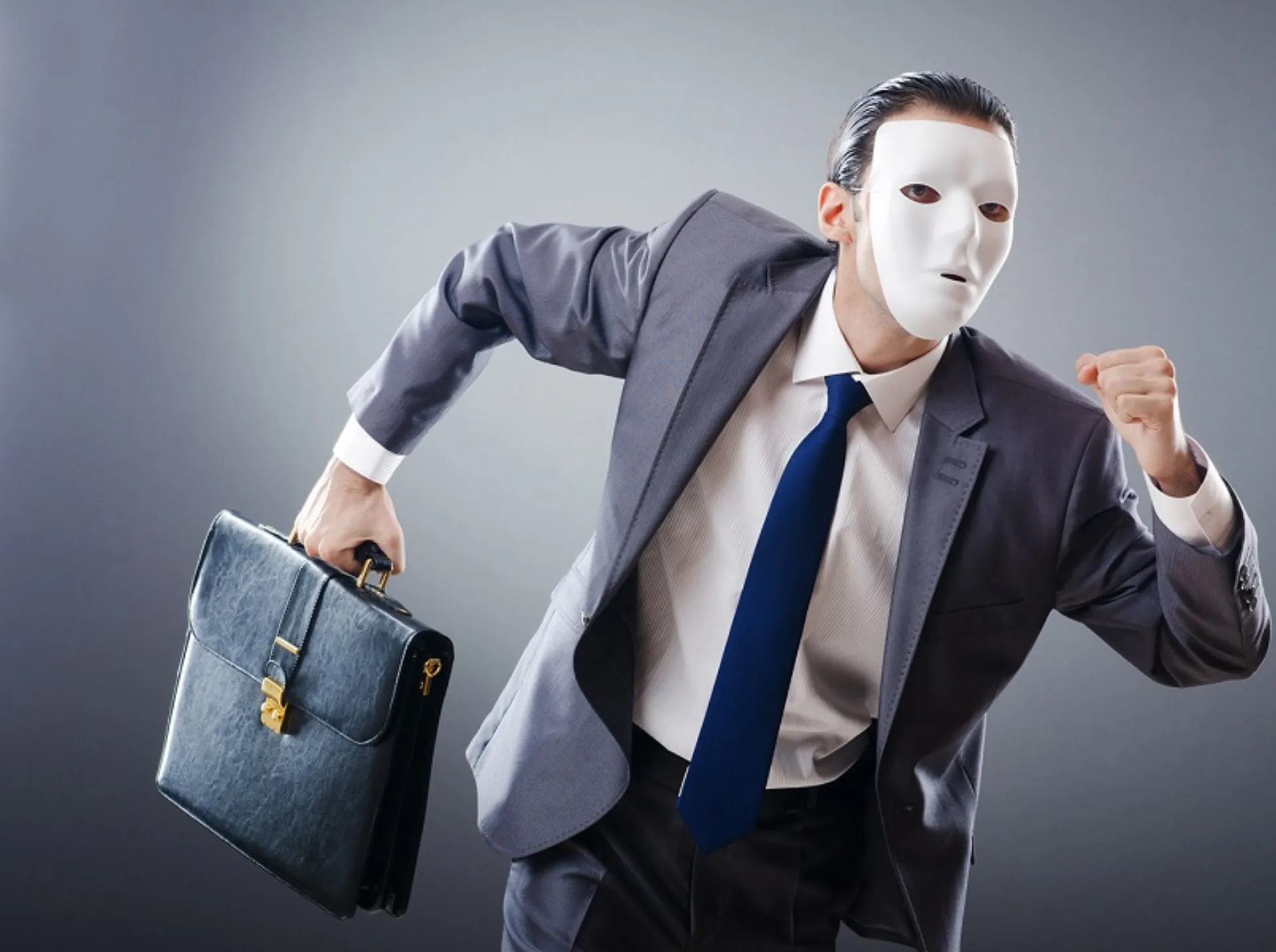 Οι πέντε κορυφαίες ασφαλιστικές απάτες στο αυτοκίνητο