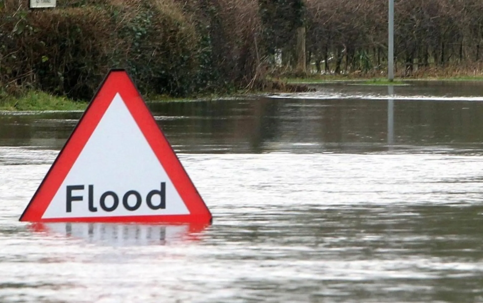 Ασφαλισμένες απώλειες από πλημμύρες: Στο 2% στην Κίνα και στο 70% στις ΗΠΑ