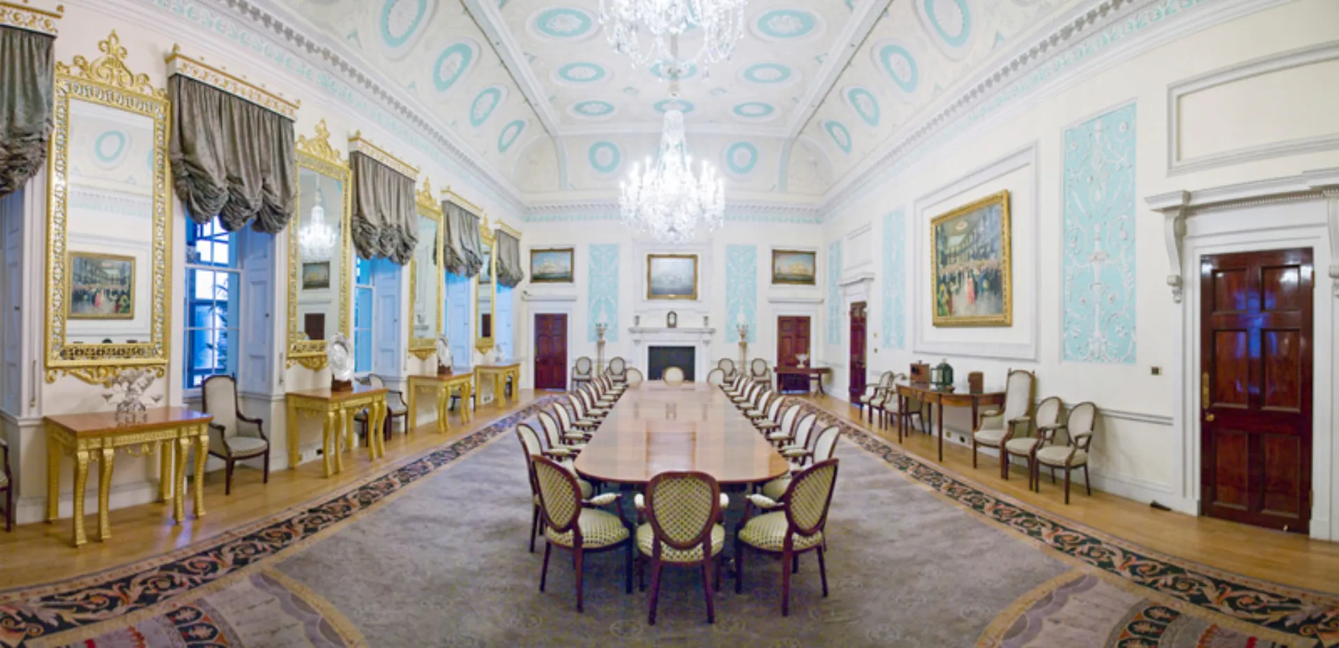 Carpenter Turner: Επίσημο δείπνο στο Adams room των Lloyds’s