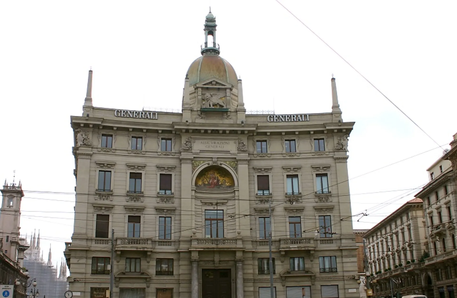 Κινήσεις άμυνας της Ιταλικής Generali στα σχέδια της Intesa