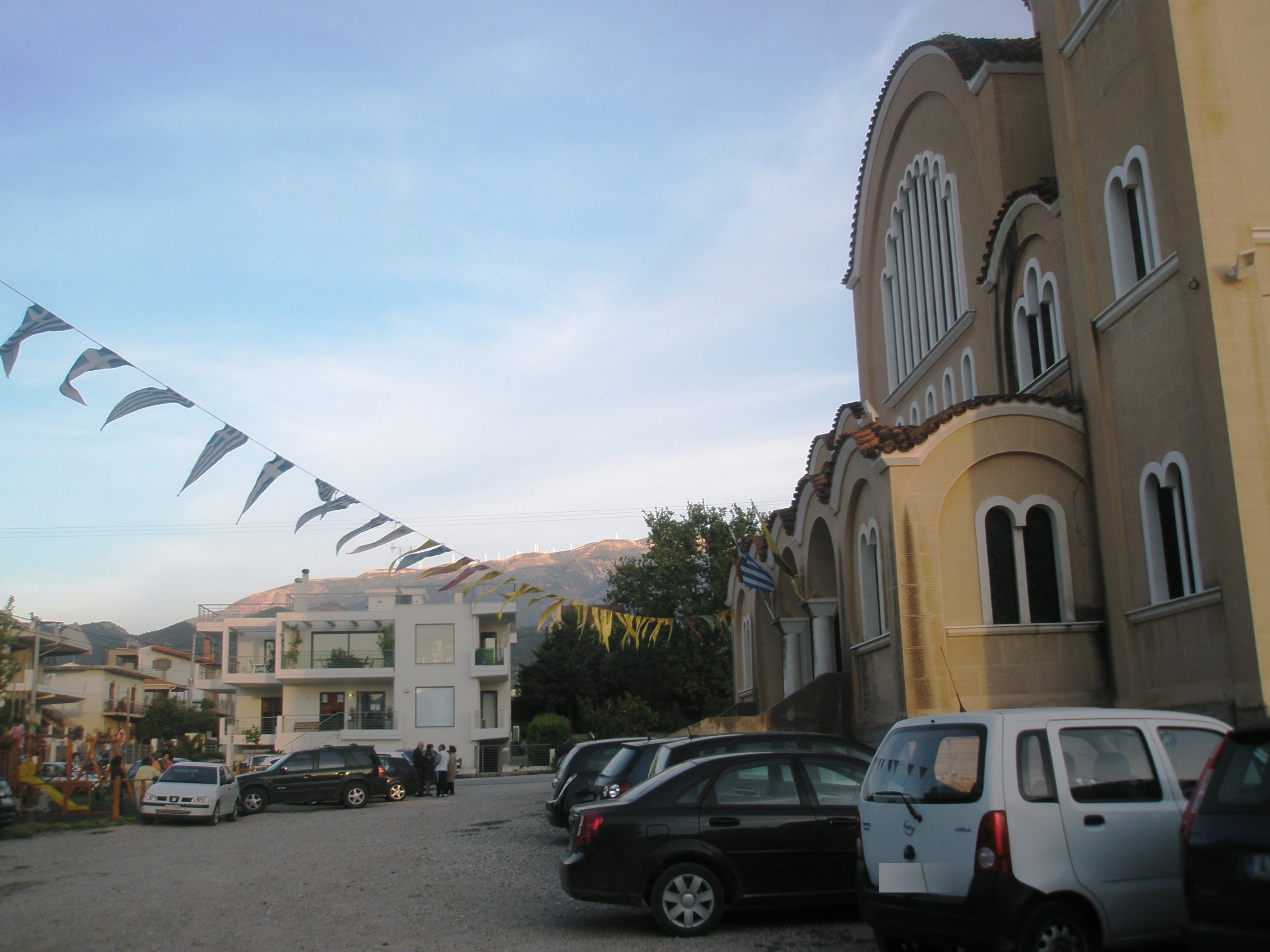 OLYMPUS DIGITAL CAMERA