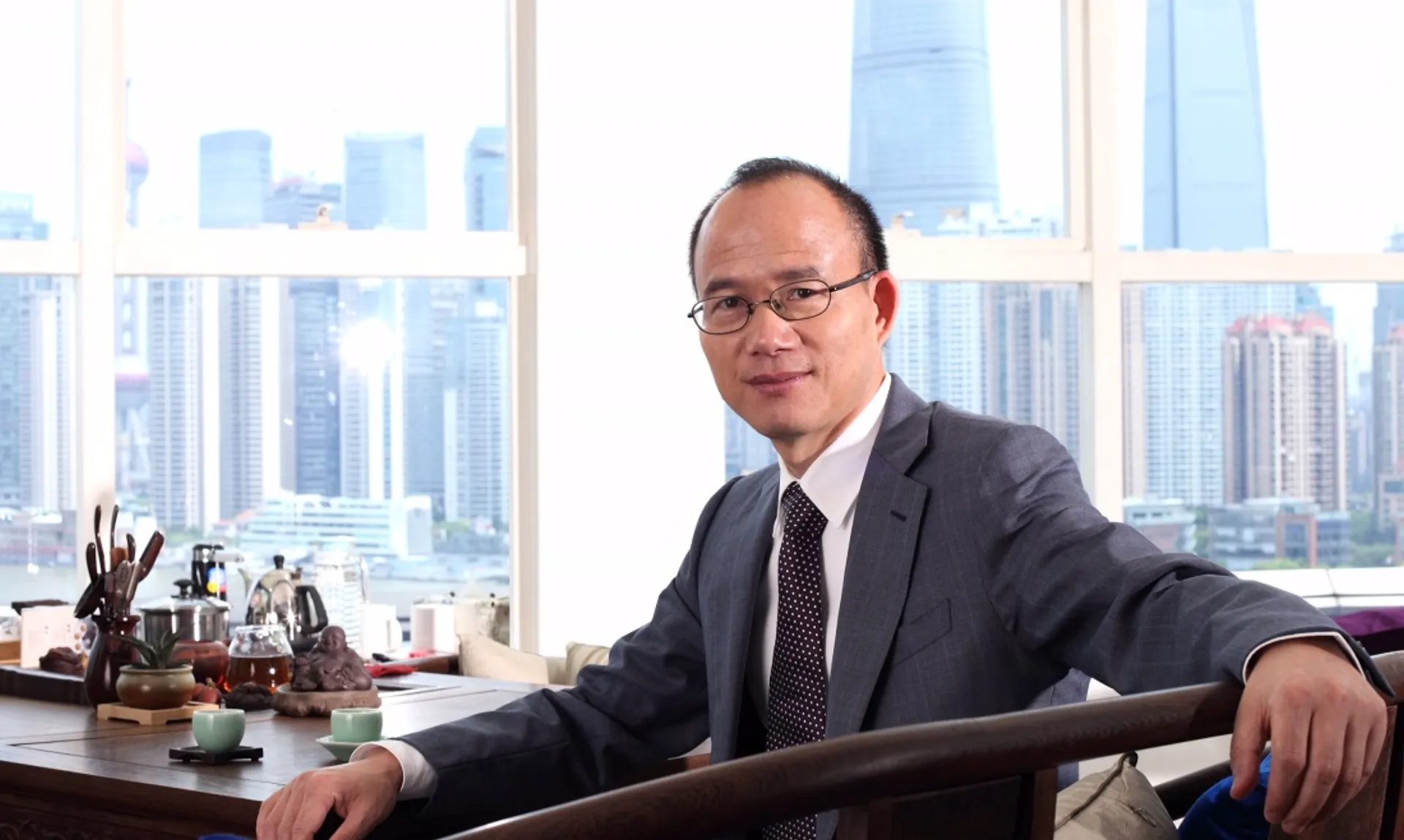 Πώς ο φοιτητής που πουλούσε ψωμί έγινε ο κινέζος Buffet της Fosun που διεκδικεί την Εθνική