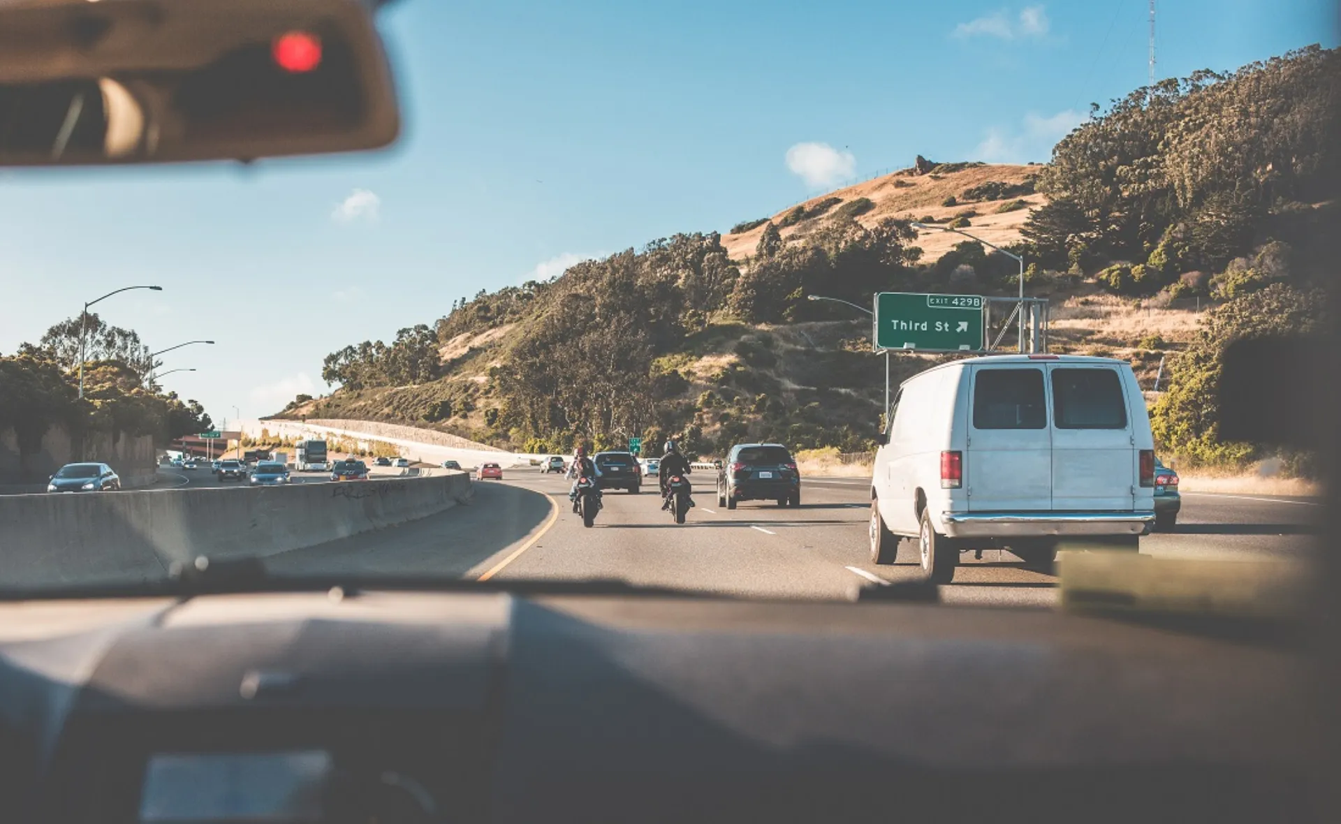 Όχι της Allianz σε ακριβότερα συμβόλαια για επικίνδυνους οδηγούς