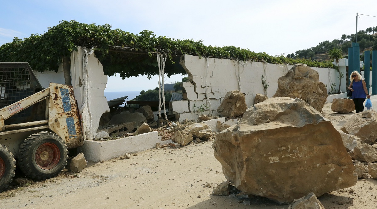 Οι κατοικίες έπρεπε να έχουν ασφαλιστεί στη Λέσβο