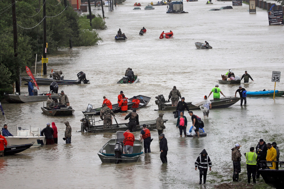 Hiscox & Beazley: 200 εκατ. σε αποζημιώσεις από τον Harvey