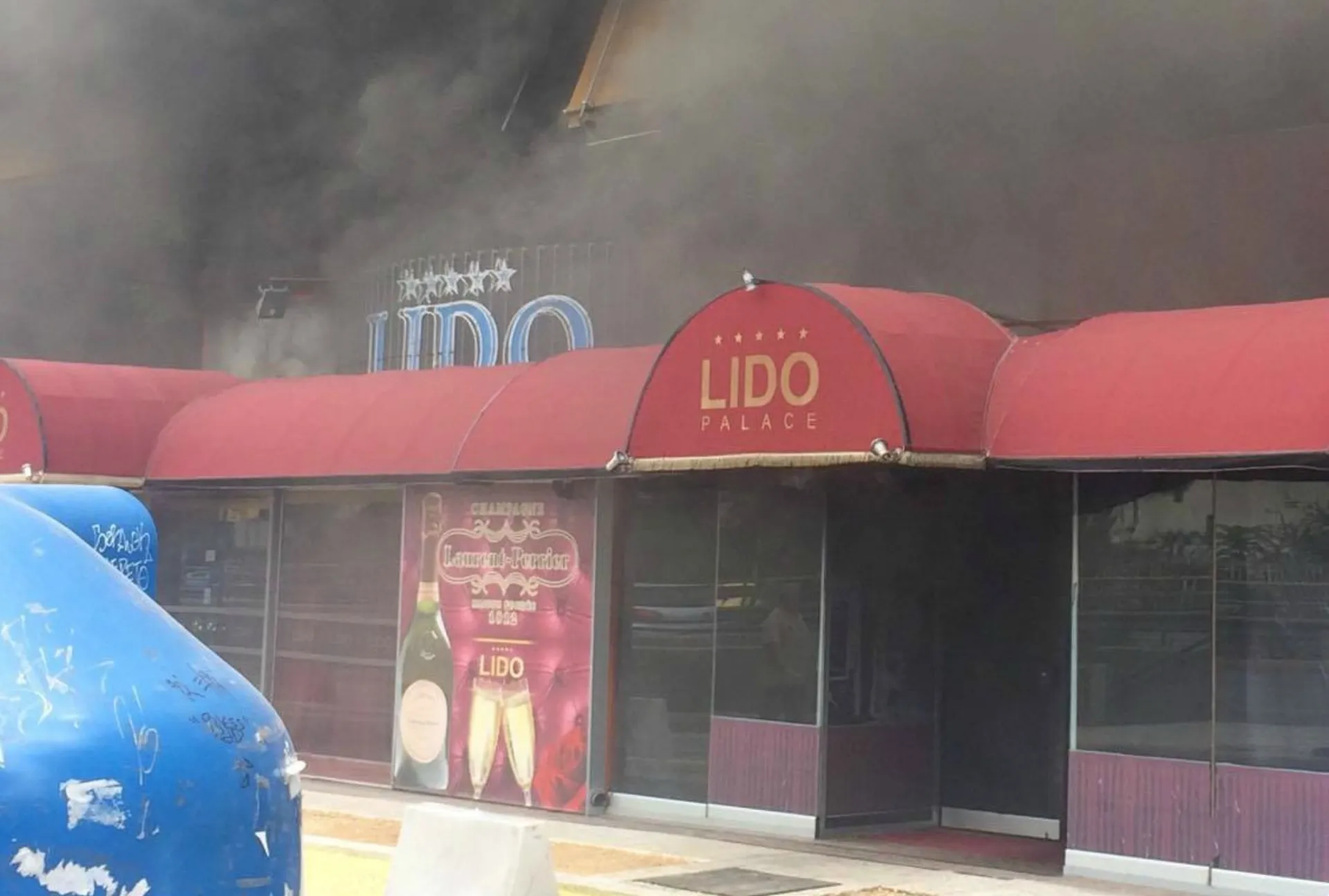 Φωτιά σε νυχτερινό κέντρο δίπλα στα κεντρικά της Εθνικής Ασφαλιστικής