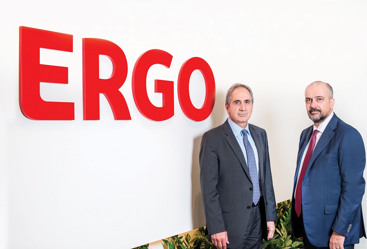 Ο κ. Στάθης Τσαούσης, μέλος του ΔΣ και Διευθυντής Τομέα Εμπορικών Λειτουργιών των εταιρειών του ομίλου ERGO στην Ελλάδα & ο κ. Ιορδάνης Χατζηιωσήφ, Εντεταλμένος Σύμβουλος Διοίκησης της ΑΤΕ Ασφαλιστικής