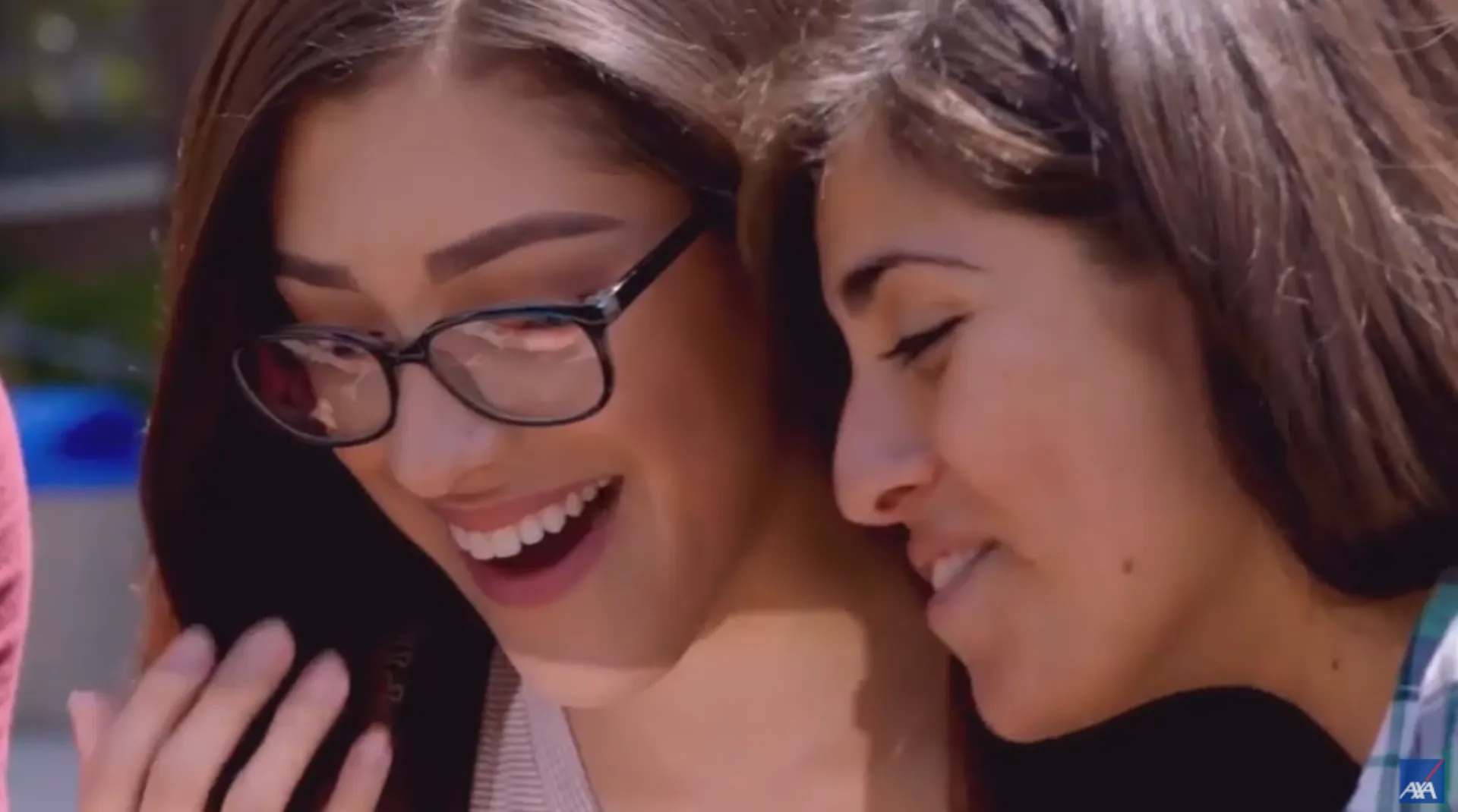 Έρευνα AXA: Αντιμετωπίζοντας το άγχος με ένα χαμόγελο