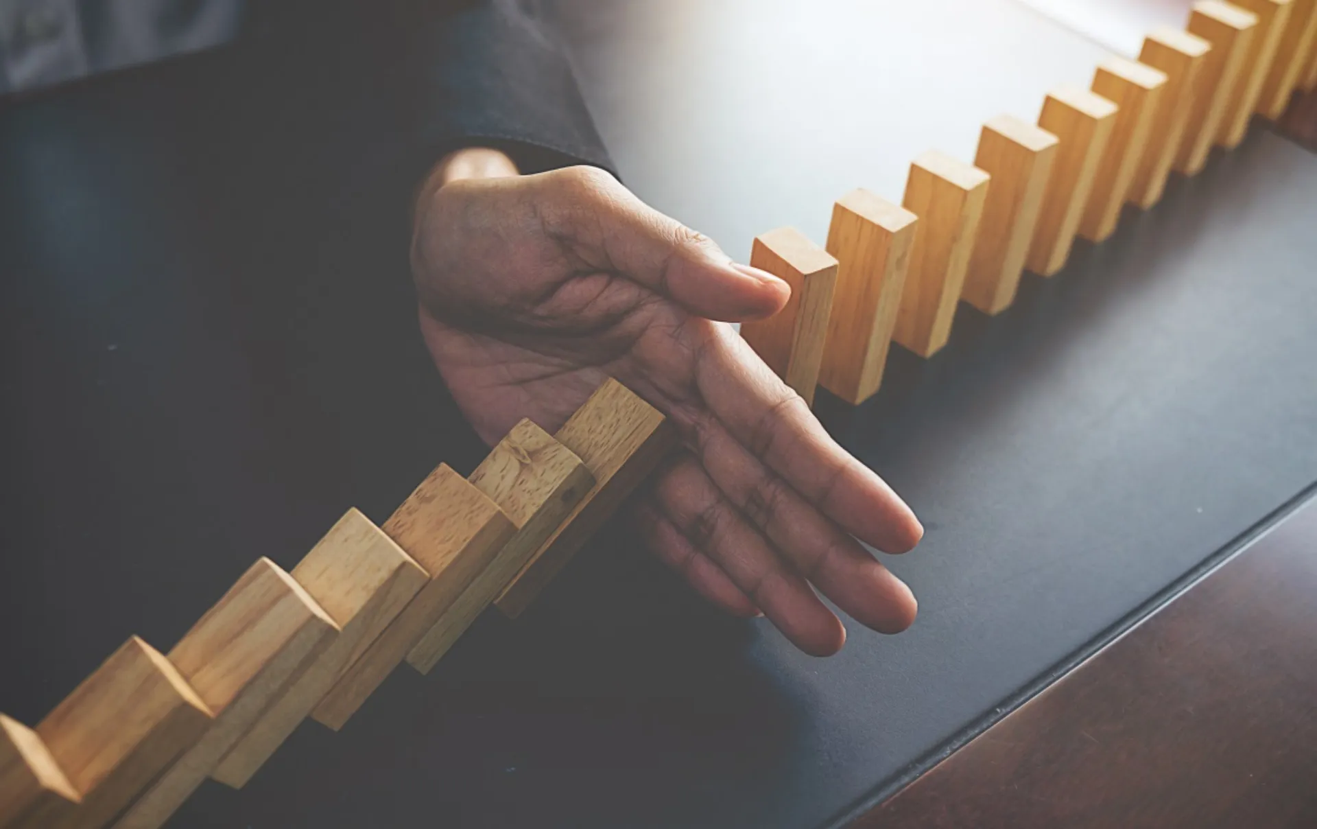 Ασφαλιστή… μην στέκεσαι εμπόδιο στο δρόμο σου