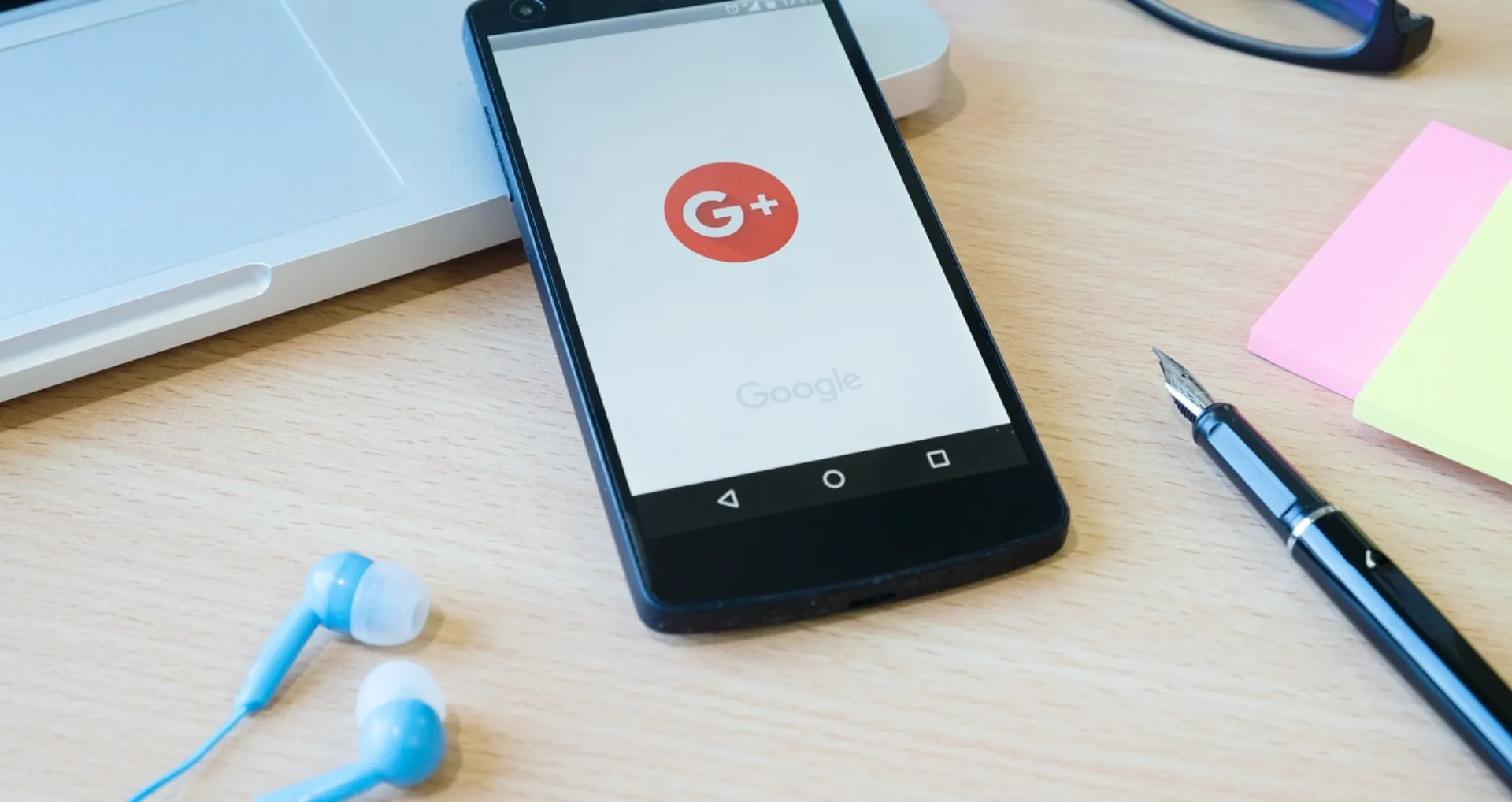 1 στους 5 καταναλωτές θα έπαιρναν ασφάλιση κατοικίας από Amazon & Google