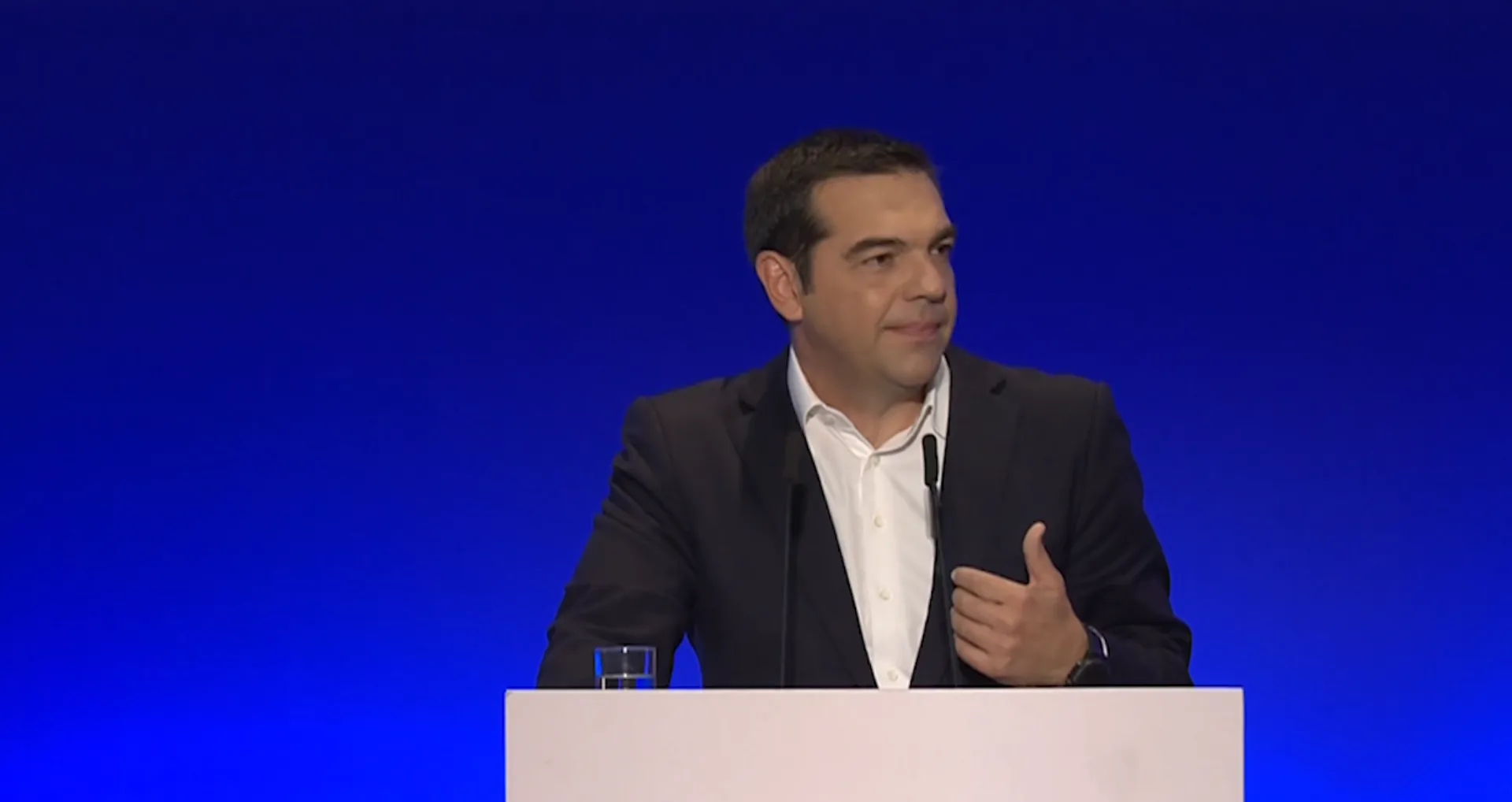 Τσίπρας: Αύξηση 11% στον κατώτατο μισθό