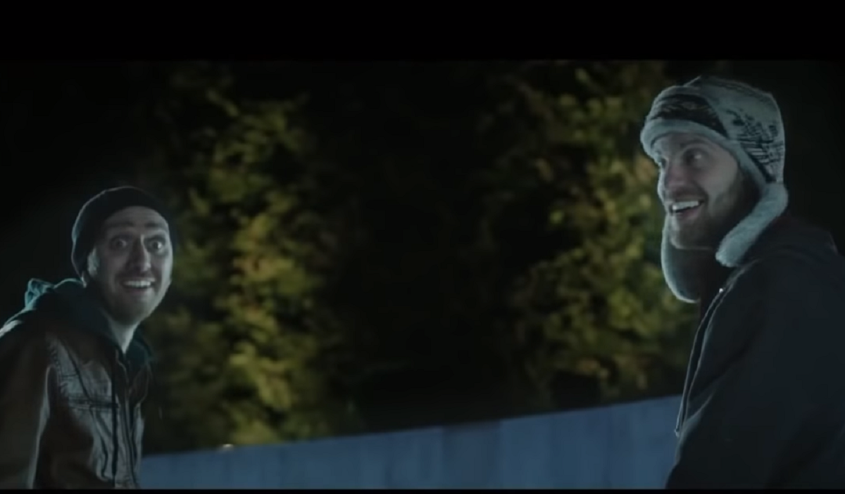 Ασφαλιστικές διαφημίσεις για… γέλια