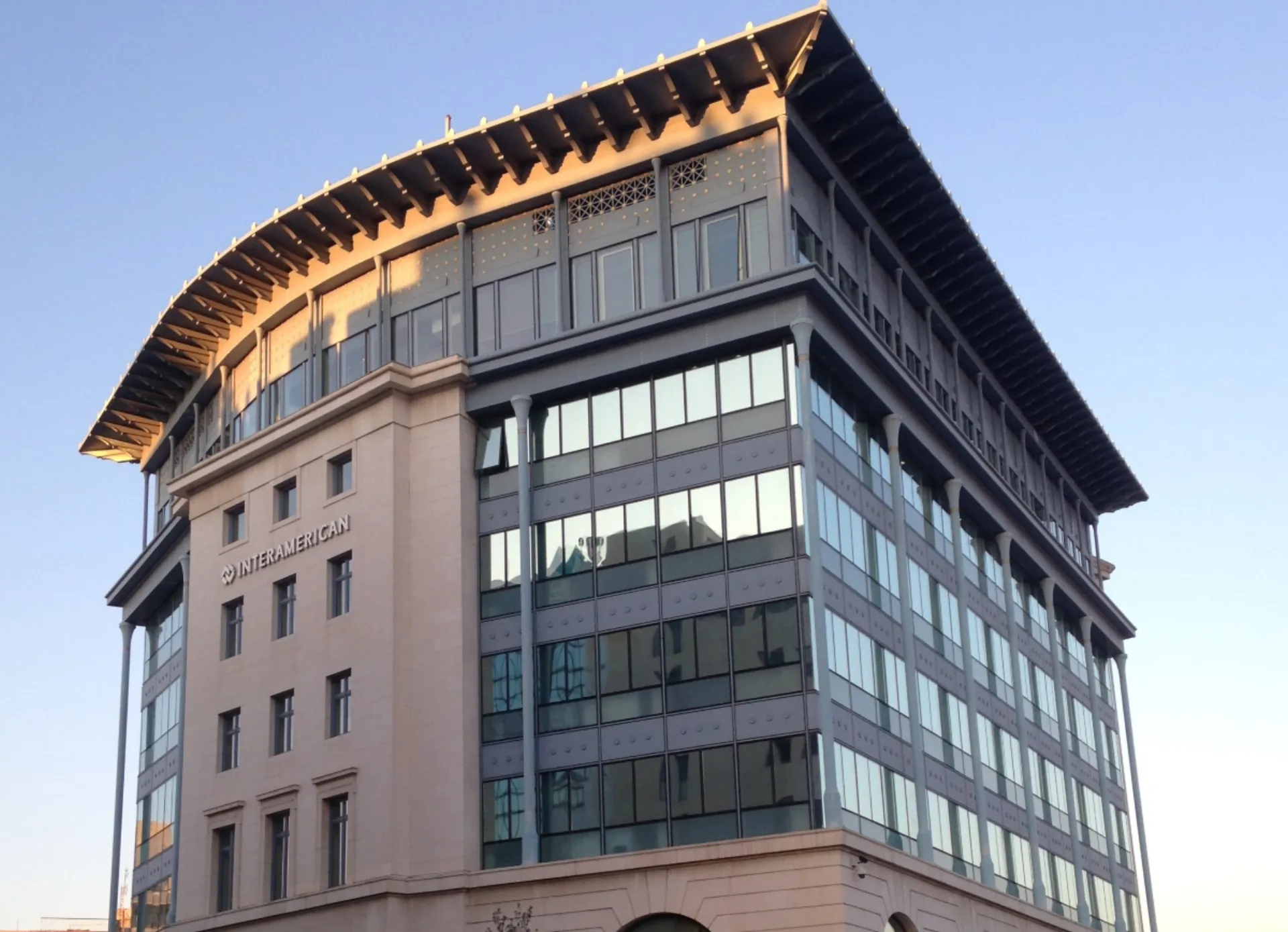 Συνεργασία Interamerican και Attica Bank