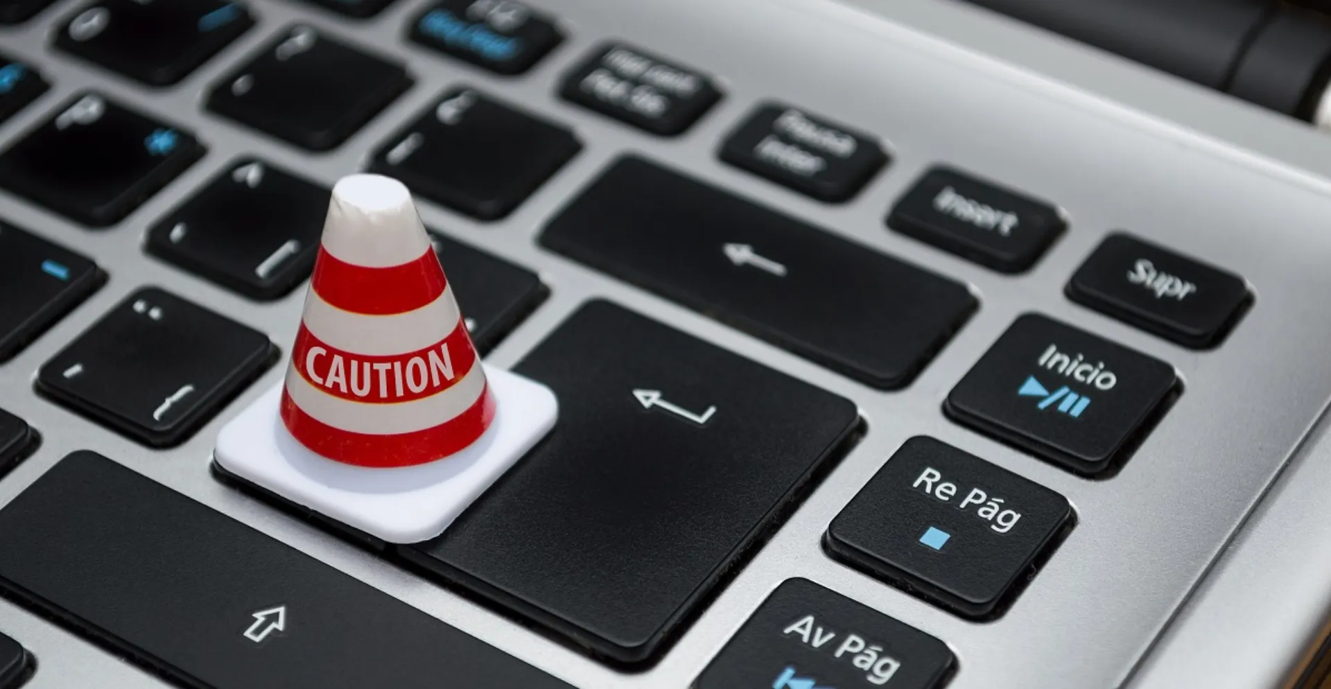 Η επικεφαλής της Νομικής Υπηρεσίας της ΕΑΕΕ μιλά για τον GDPR και τις ασφαλιστικές