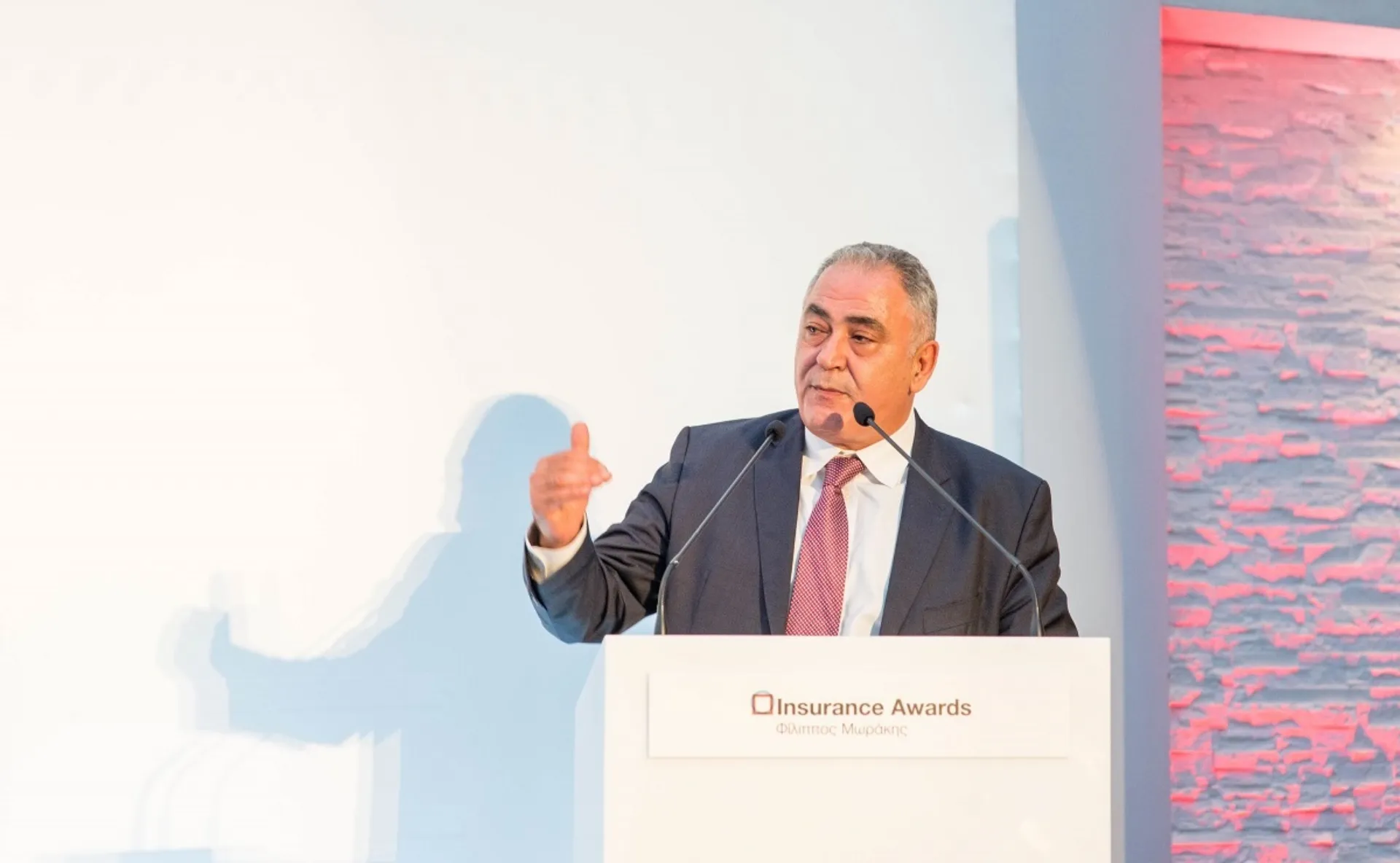 Γ. Χατζηθεοδοσίου: Η ιδιωτική ασφάλιση πρέπει να εκπίπτει από το εισόδημα του φορολογούμενου