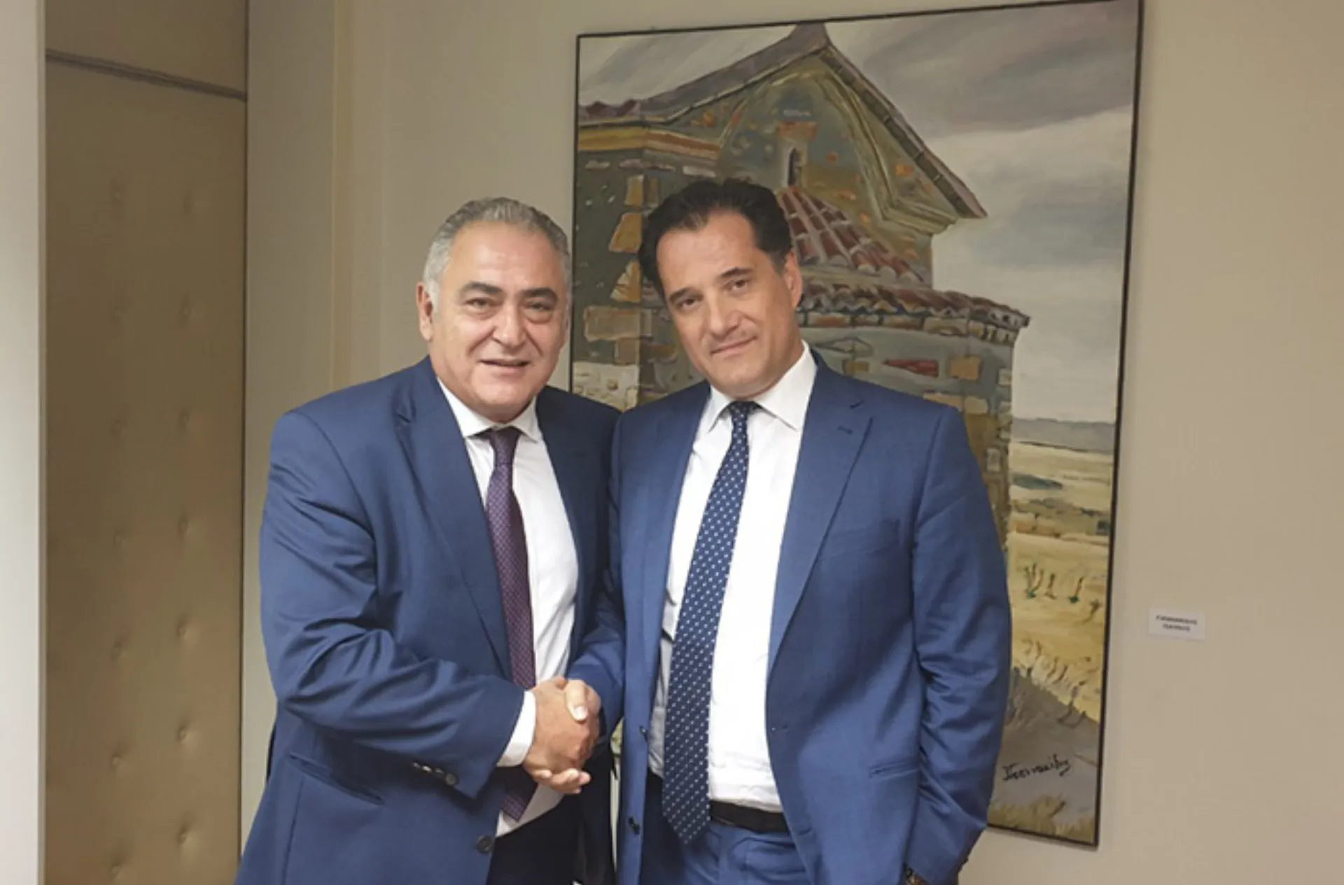 Το ΕΕΑ έθεσε στον Άδωνι Γεωργιάδη όλα τα θέματα που «καίνε» τους μικρομεσαίους