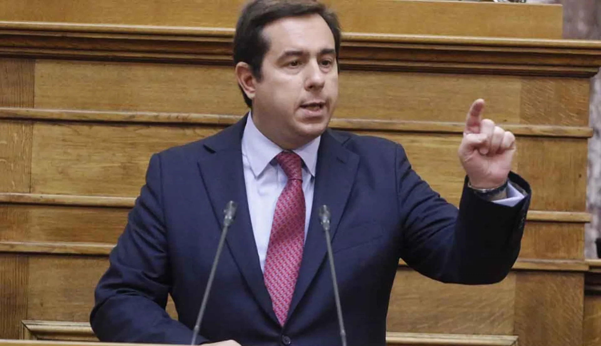 Μηταράκης: Κλειδί για τα «αναδρομικά» η εισπραξιμότητα των εισφορών