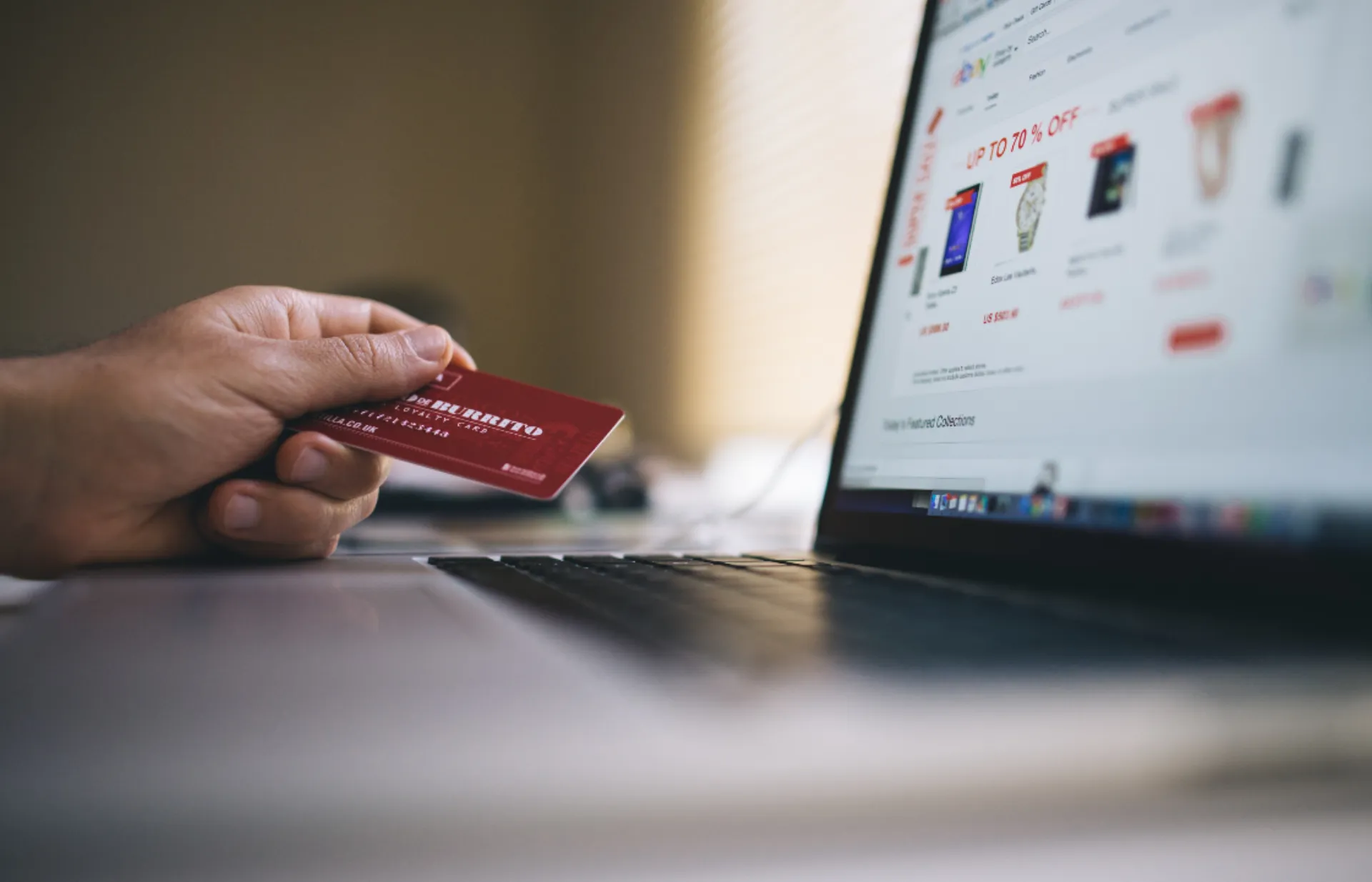 Ανανέωση Ασφάλισης Αυτοκινήτου – Δοκιμάσαμε διαφορετικά κανάλια διαμεσολάβησης και σας λέμε τη γνώμη μας