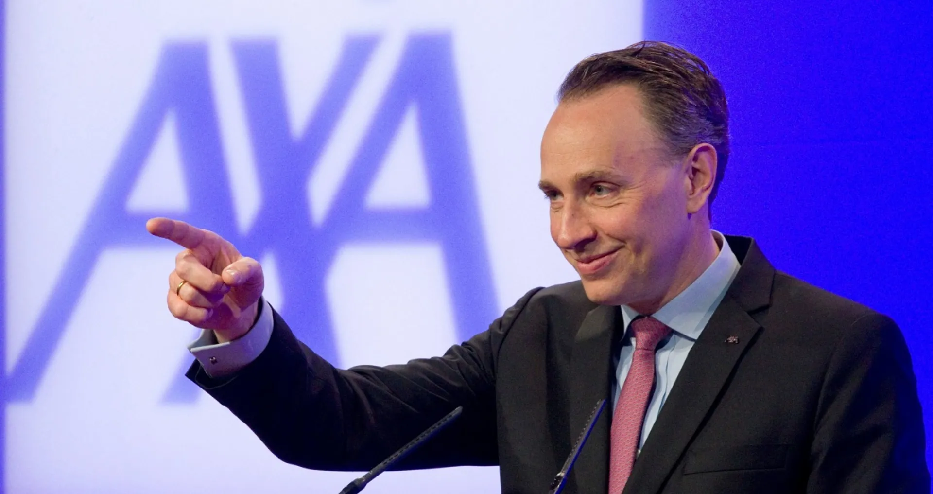 Σε συζητήσεις η ΑΧΑ για την πώληση ύψους €700 εκατ. της μονάδας στη Σιγκαπούρη