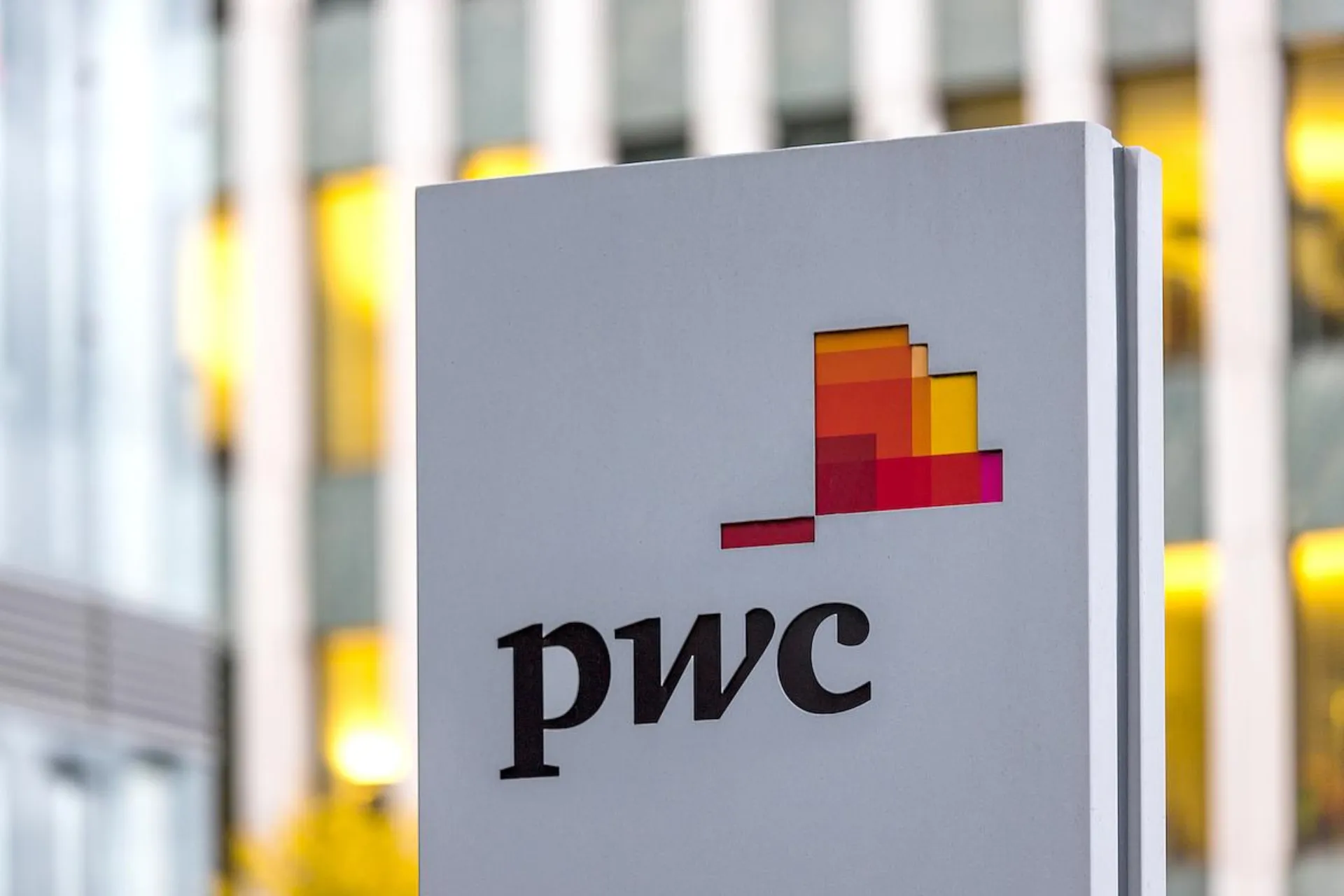 H νέα στρατηγική της PwC: The New Equation