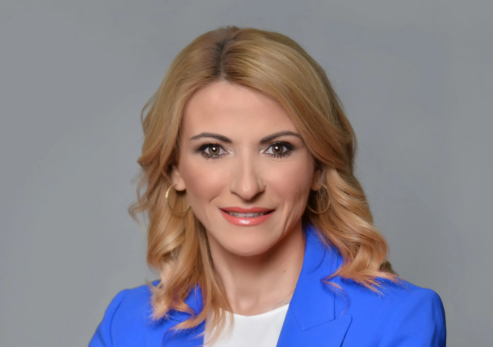 Απόλλων: Οι καταναλωτές δείχνουν το δρόμο προς το phygital μοντέλο