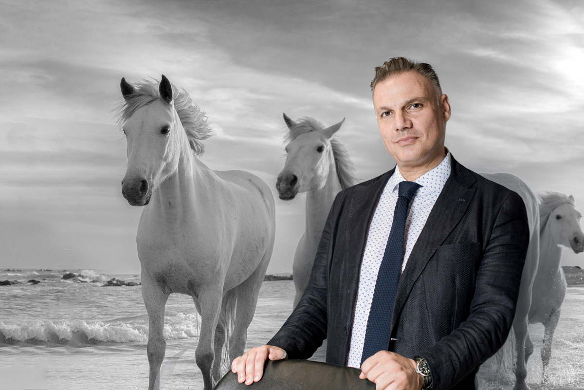 “Με Σπασμένα τα φρένα” η HOOLIE Foundation