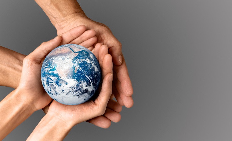 To 30% των ασφαλίσεων για μεταφορές αποβλήτων στην NP Ασφαλιστική