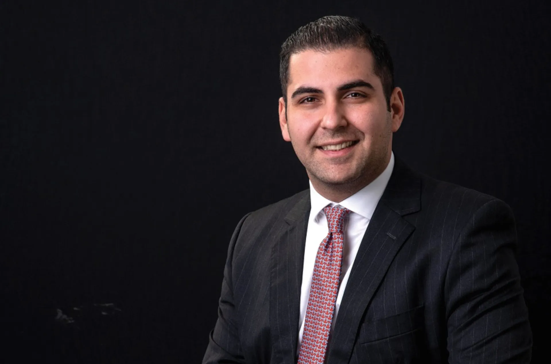 Mega Brokers: Στρατηγική ανάπτυξη στην περιφέρεια με φυσικά υποκαταστήματα