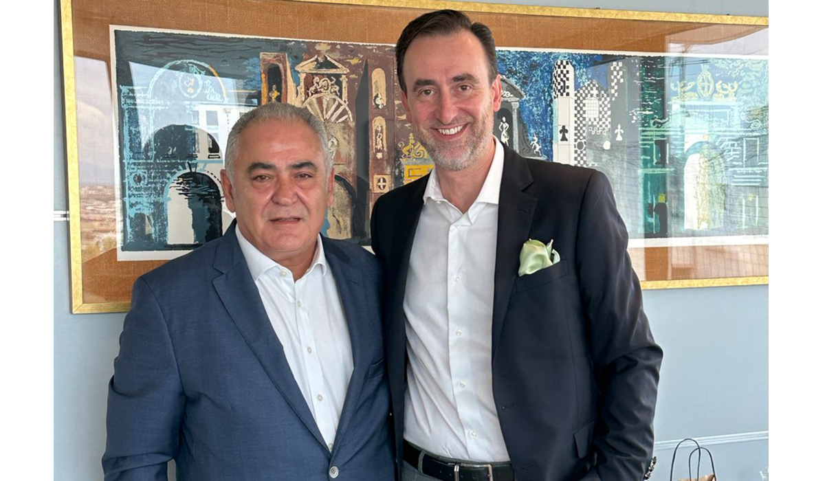 Συνάντηση Γιάννη Χατζηθεοδοσίου & Laurent Thuillier