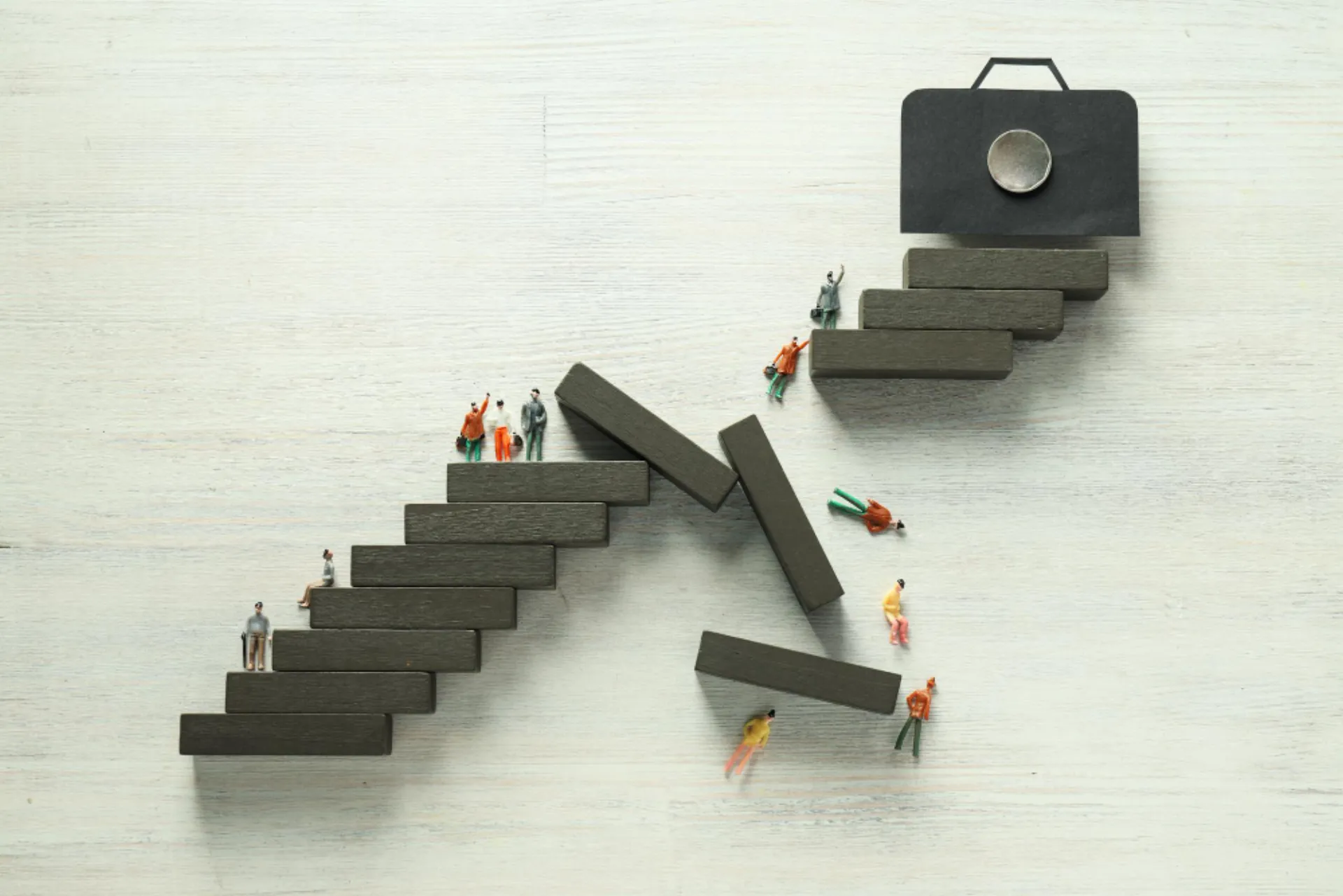 Διαχείριση Ρίσκου: Οι τυπικές υποχρεώσεις και η ουσιαστική εφαρμογή