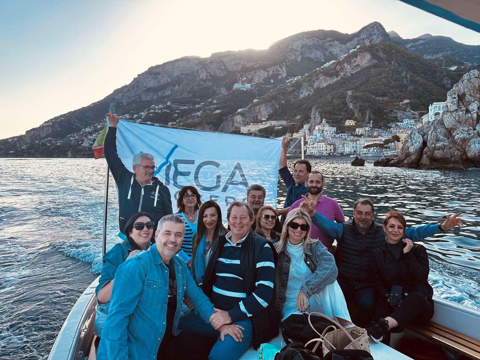 MEGA Brokers: Επιβράβευση συνεργατών με ιταλική φινέτσα