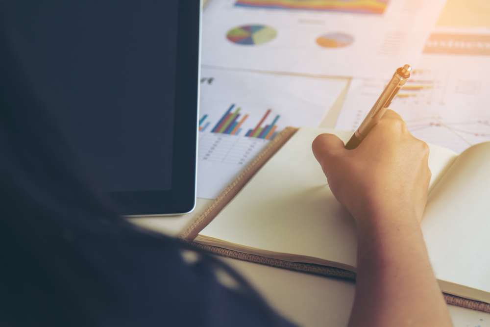 Ανοδικά οι ασφαλίσεις/συντάξεις των Ελλήνων το 2023