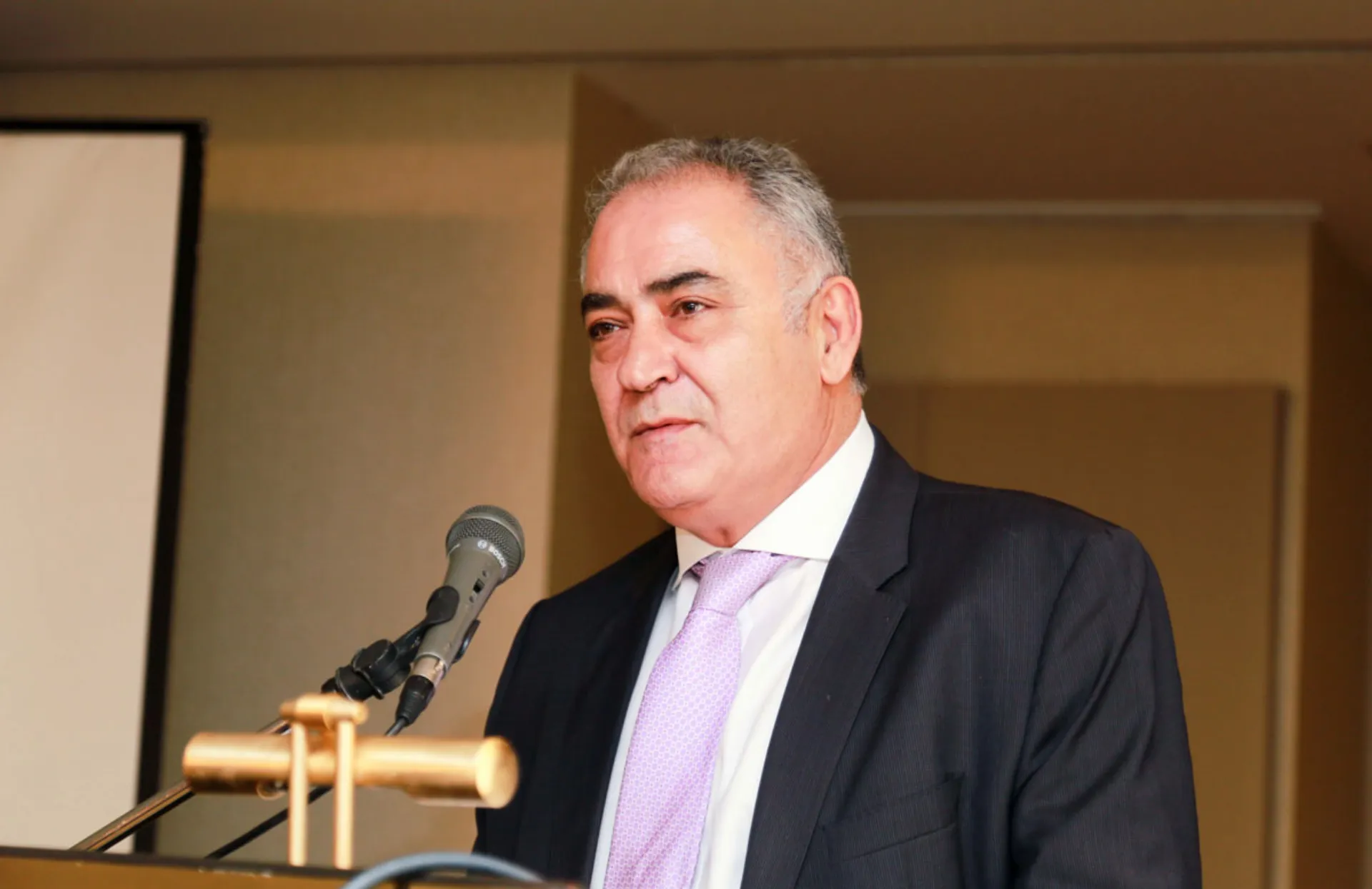 Τα ασφάλιστρα υγείας δεν μπορούν να διαμορφώνονται μόνο από το δείκτη της ΕΛΣΤΑΤ