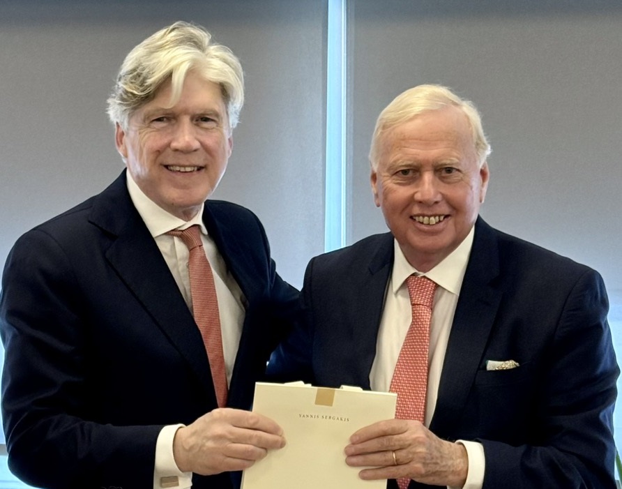 Ο Ν. Μακρόπουλος ο τυχερός της ασφαλιστικής αγοράς για το 2025