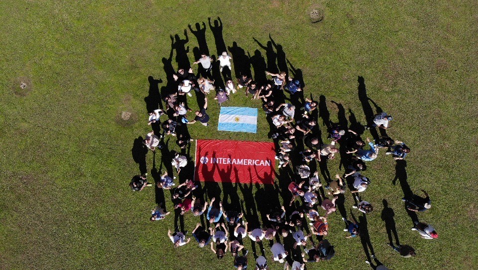 Η Interamerican ταξιδεύει τους συνεργάτες της στην καρδιά της Λατινικής Αμερικής