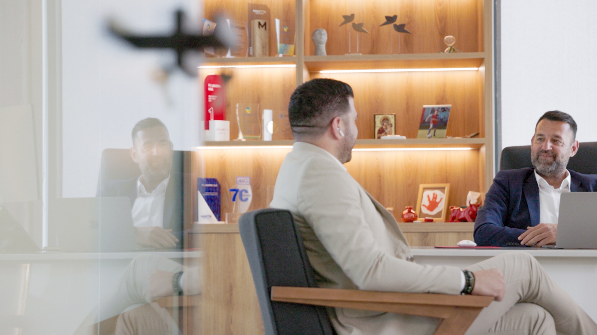 9+1 λόγοι για να συνεργαστείς με την allsafe