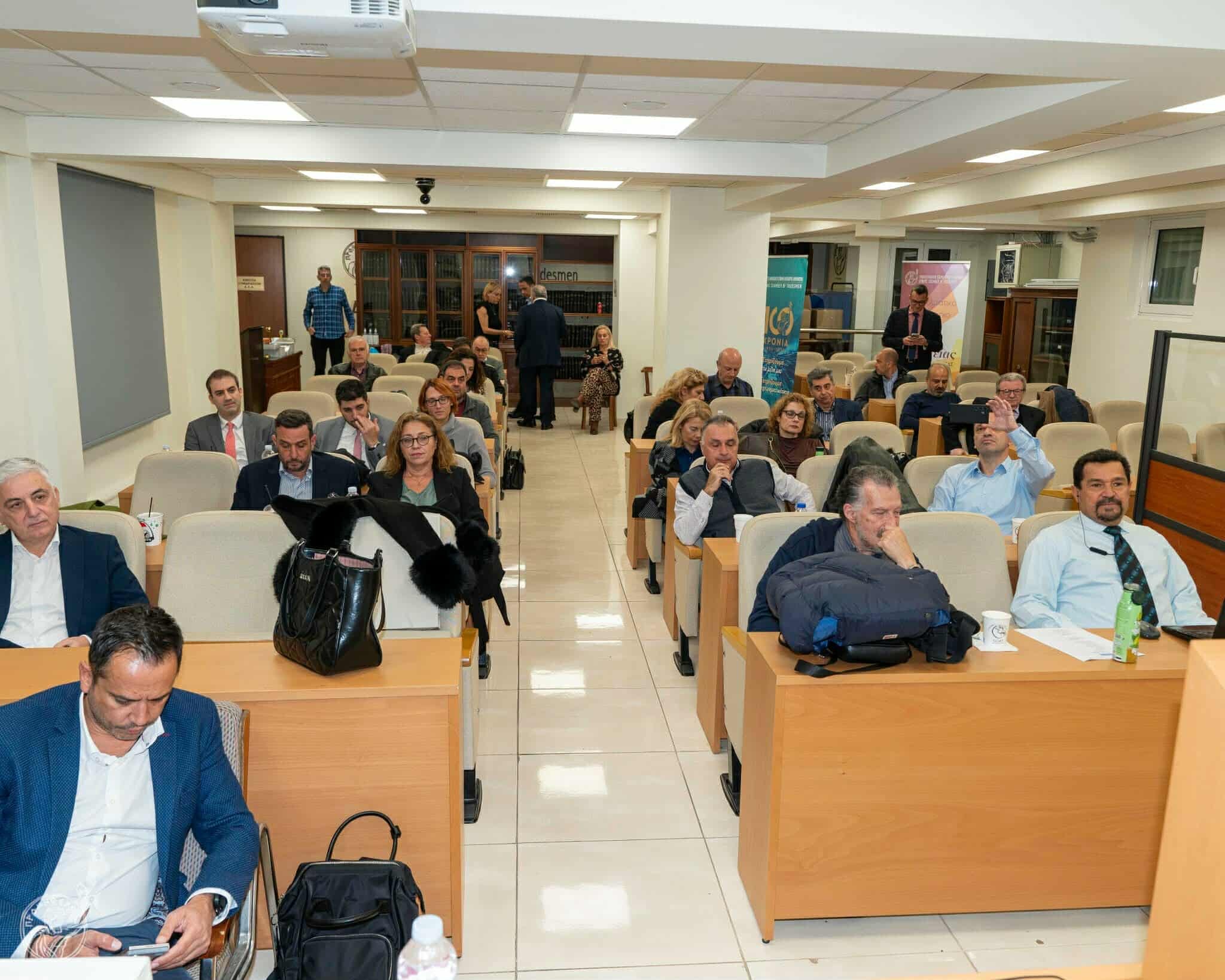 Η νέα διοίκηση και το προεδρείο του ΣΠΑΤΕ