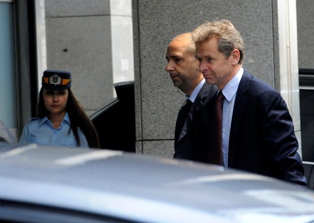 λύση για τα χρέη