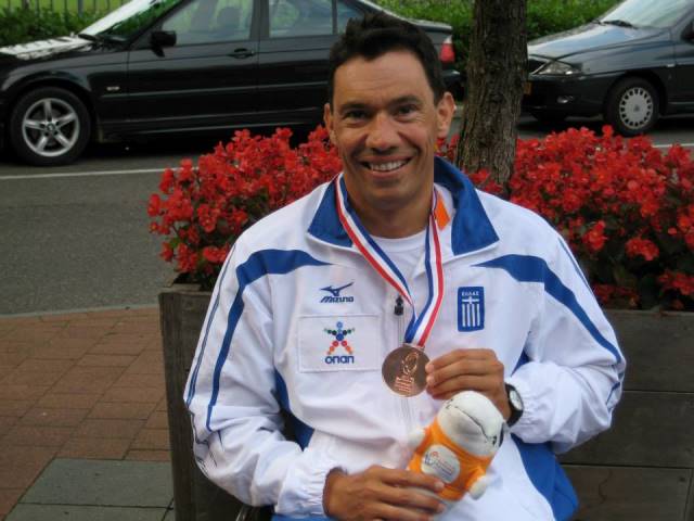 ΑΧΑ: Υπερήφανος Υποστηρικτής του Παραολυμπιονίκη Κολύμβησης Γιάννη Κωστάκη