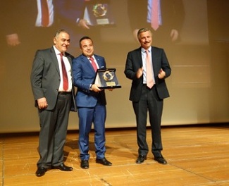 DT AWARDS